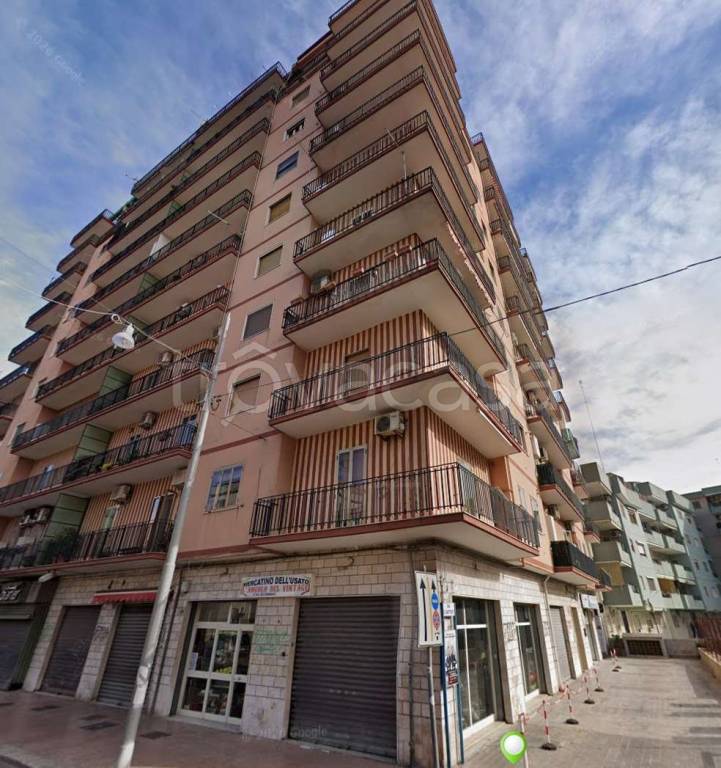 appartamento in vendita a Taranto in zona Tre Carrare-Battisti