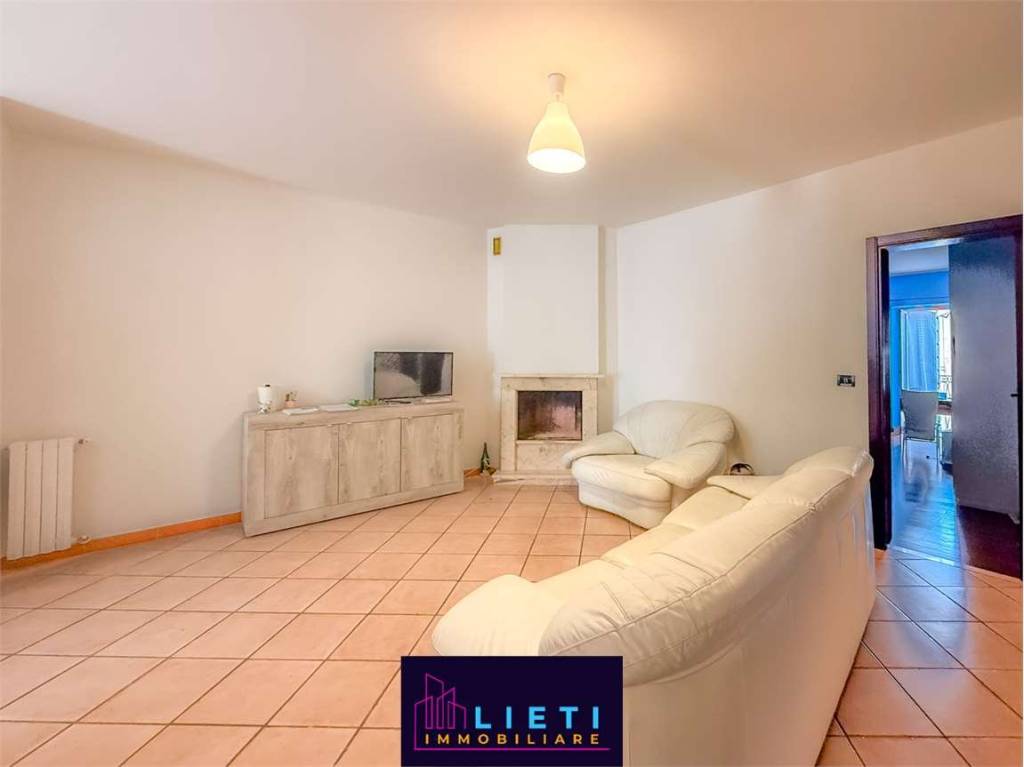 appartamento in vendita a Taranto in zona Borgo