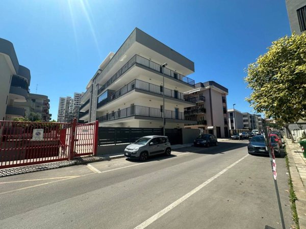 appartamento in vendita a Taranto in zona Solito-Corvisea