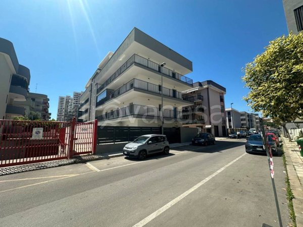 appartamento in vendita a Taranto in zona Solito-Corvisea