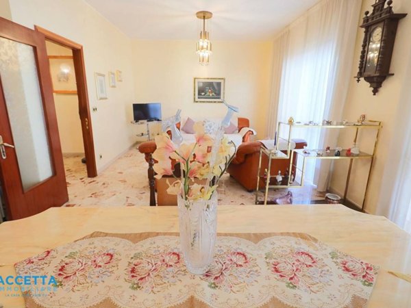 appartamento in vendita a Taranto in zona Italia-Montegranaro