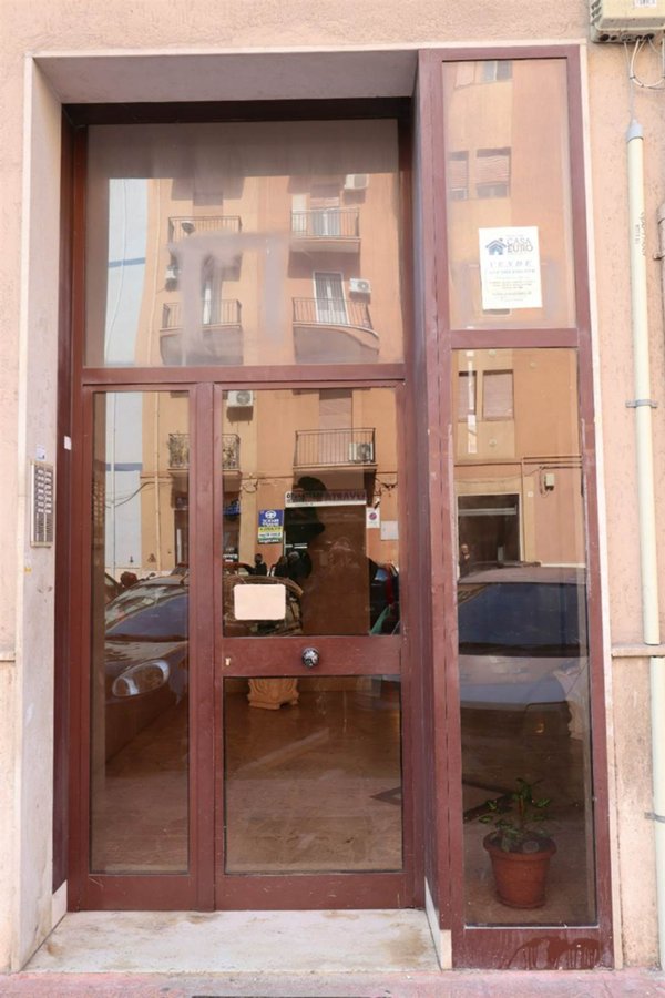 appartamento in vendita a Taranto in zona Italia-Montegranaro