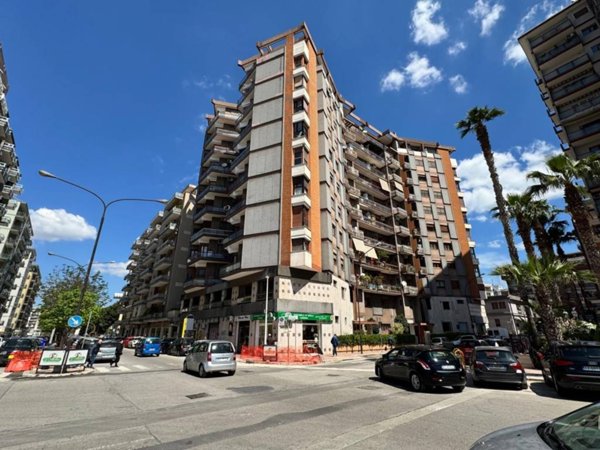 appartamento in vendita a Taranto in zona Italia-Montegranaro