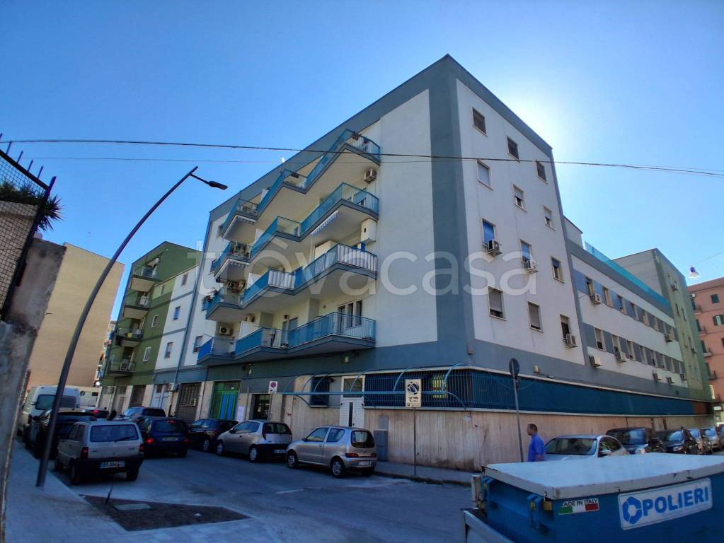 appartamento in vendita a Taranto in zona Tamburi-Croce