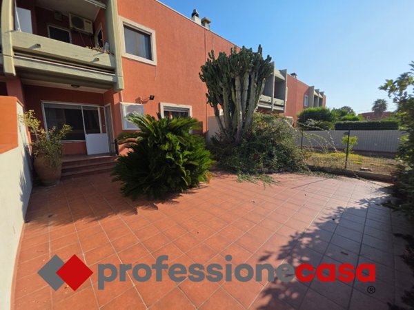 casa indipendente in vendita a Taranto in zona Talsano