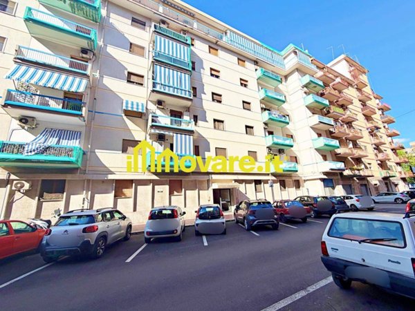 appartamento in vendita a Taranto in zona Tre Carrare-Battisti