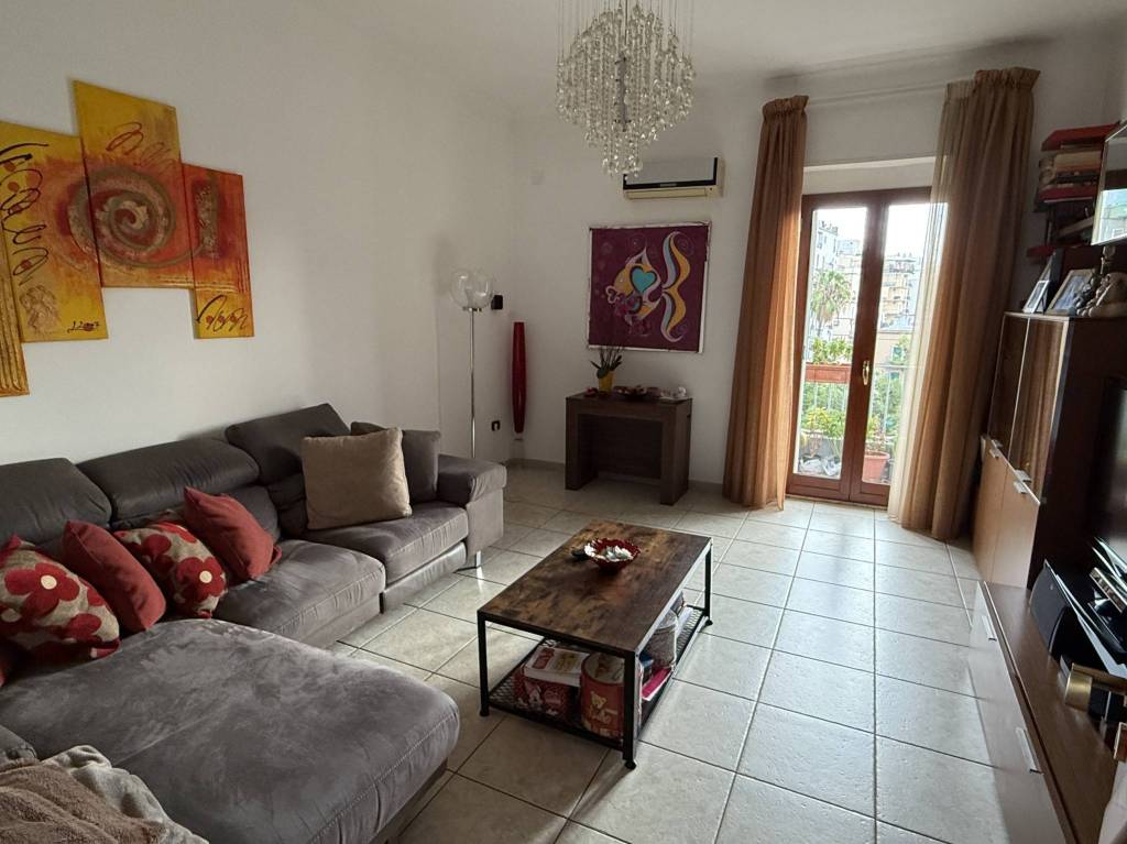 appartamento in vendita a Taranto in zona Italia-Montegranaro