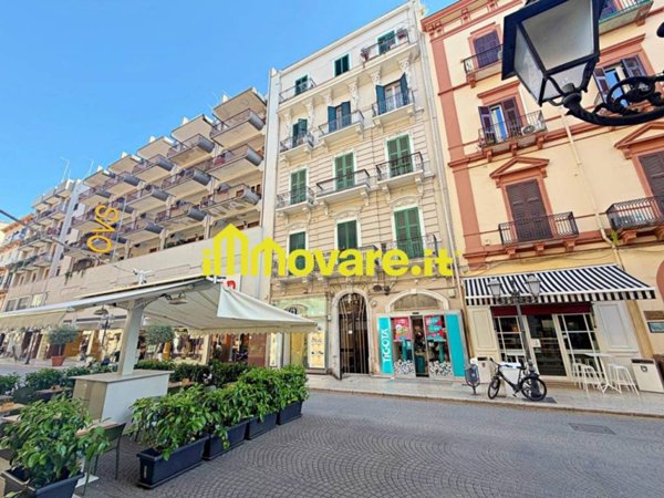appartamento in vendita a Taranto in zona Borgo