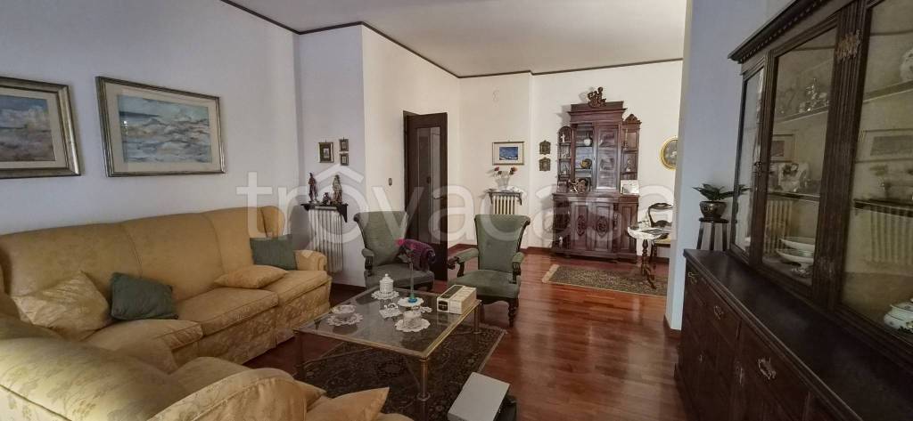 appartamento in vendita a Taranto in zona Borgo
