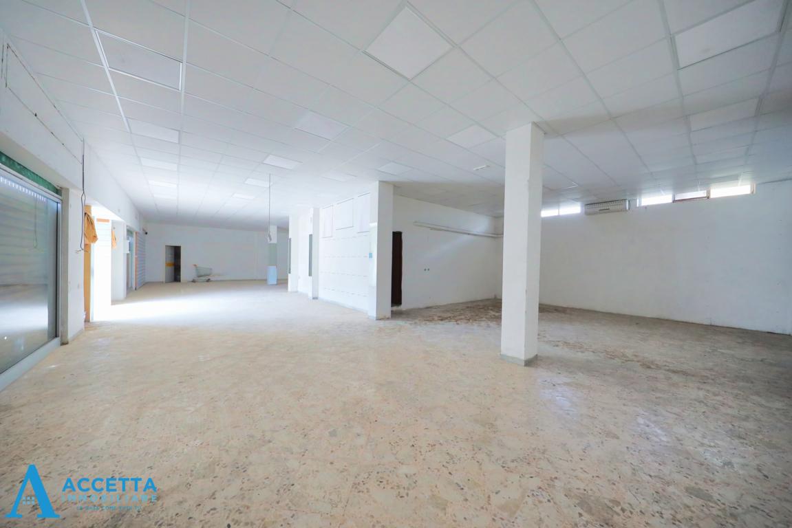 appartamento in vendita a Taranto in zona Talsano