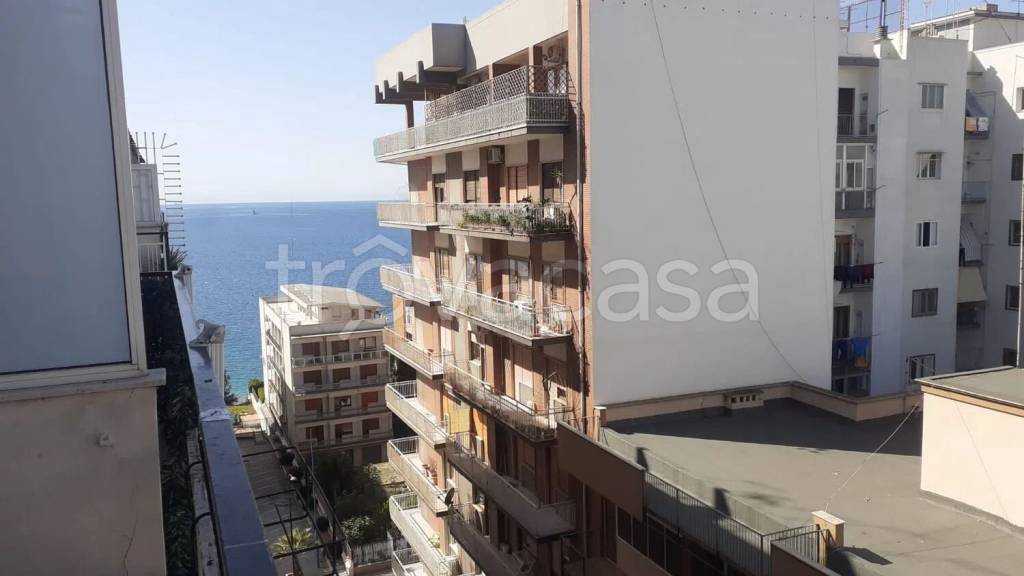 appartamento in vendita a Taranto in zona Italia-Montegranaro