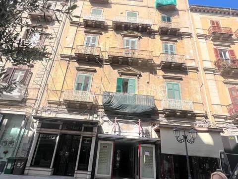 appartamento in vendita a Taranto in zona Borgo