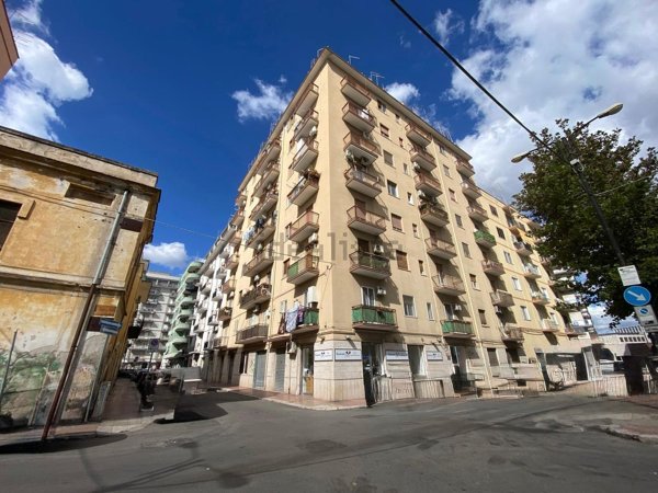 appartamento in vendita a Taranto in zona Tre Carrare-Battisti