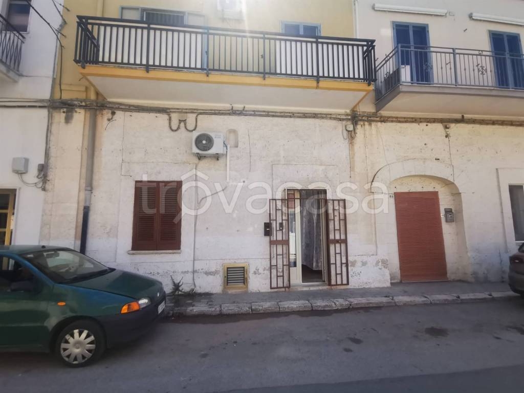 appartamento in vendita a Taranto in zona Talsano