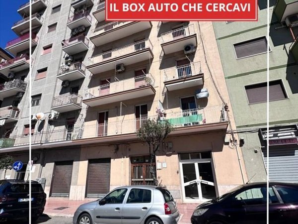 casa indipendente in vendita a Taranto in zona Tre Carrare-Battisti