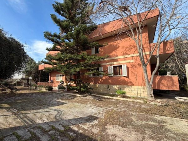 casa indipendente in vendita a Taranto in zona San Vito