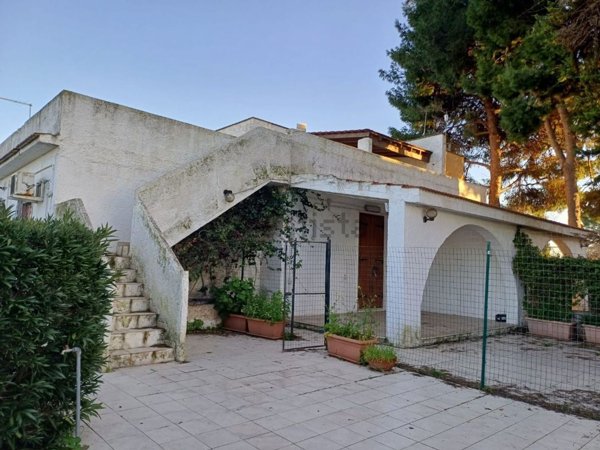 casa indipendente in vendita a Taranto in zona San Donato