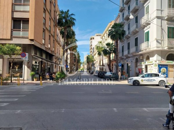 negozio in vendita a Taranto in zona Borgo