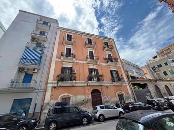 appartamento in vendita a Taranto in zona Tre Carrare-Battisti