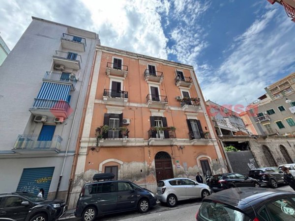 appartamento in vendita a Taranto in zona Tre Carrare-Battisti