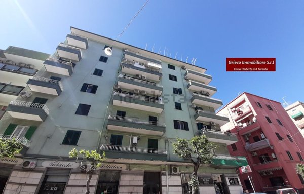 appartamento in vendita a Taranto in zona Tre Carrare-Battisti