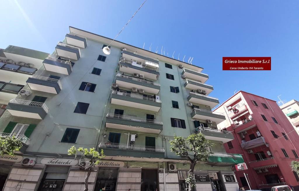 appartamento in vendita a Taranto in zona Tre Carrare-Battisti