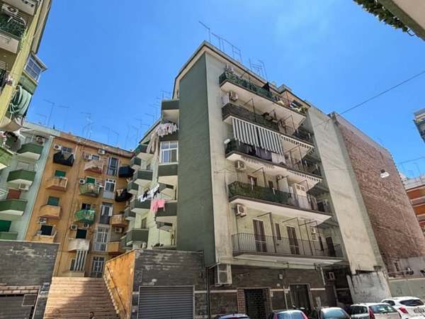 appartamento in vendita a Taranto in zona Tre Carrare-Battisti