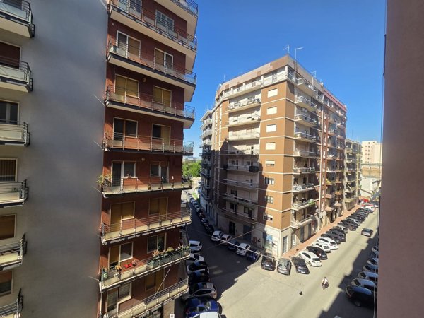 appartamento in vendita a Taranto in zona Tre Carrare-Battisti