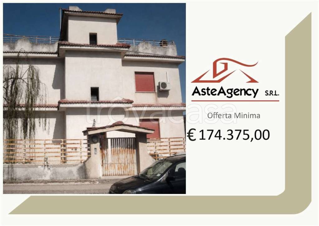 casa indipendente in vendita a Taranto in zona Talsano