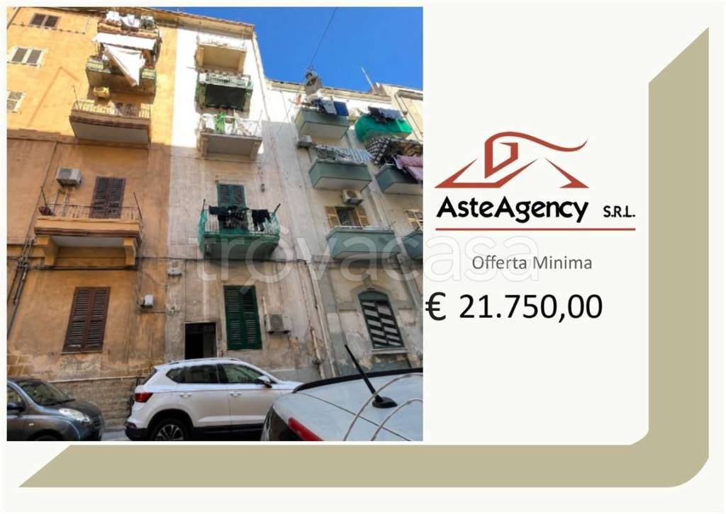 appartamento in vendita a Taranto in zona Borgo