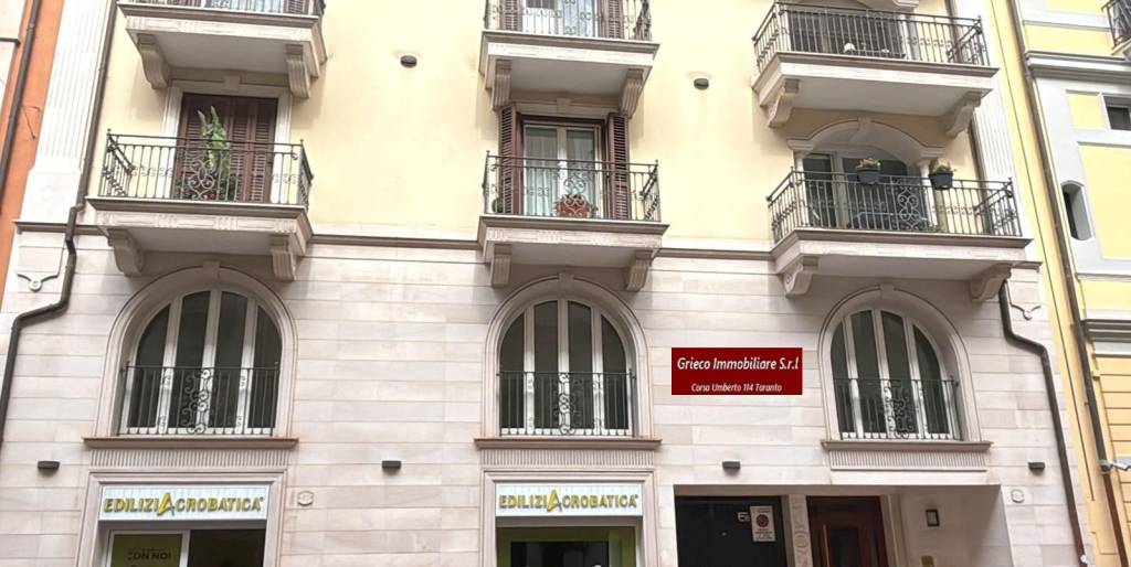 appartamento in vendita a Taranto in zona Borgo