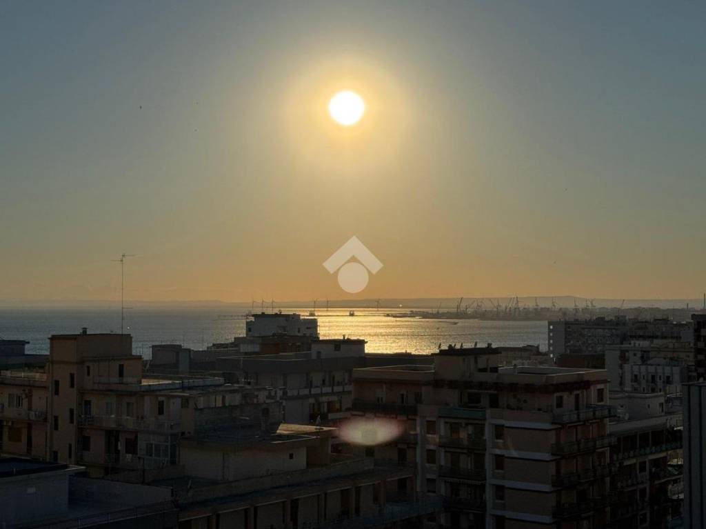 appartamento in vendita a Taranto in zona Italia-Montegranaro