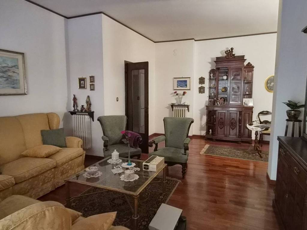 appartamento in vendita a Taranto in zona Borgo