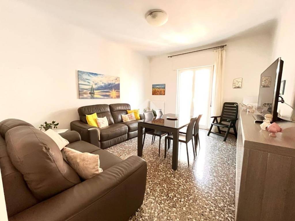 appartamento in vendita a Taranto in zona Italia-Montegranaro