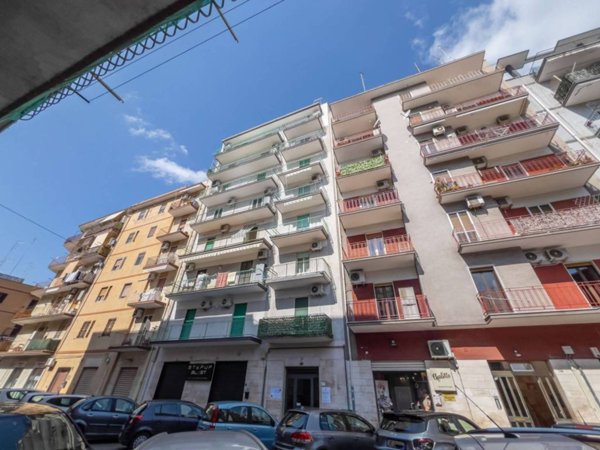 appartamento in vendita a Taranto in zona Tre Carrare-Battisti