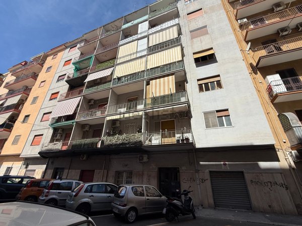 appartamento in vendita a Taranto in zona Tre Carrare-Battisti
