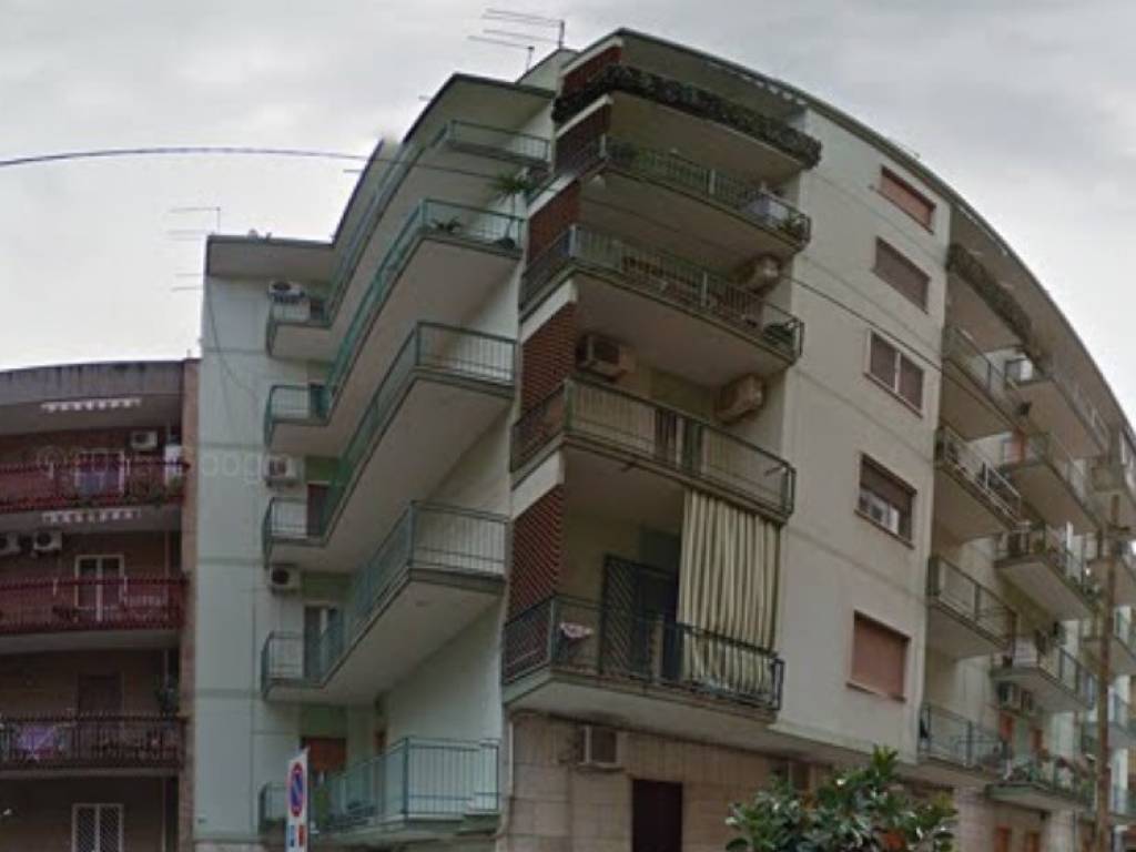 appartamento in vendita a Taranto in zona Tre Carrare-Battisti