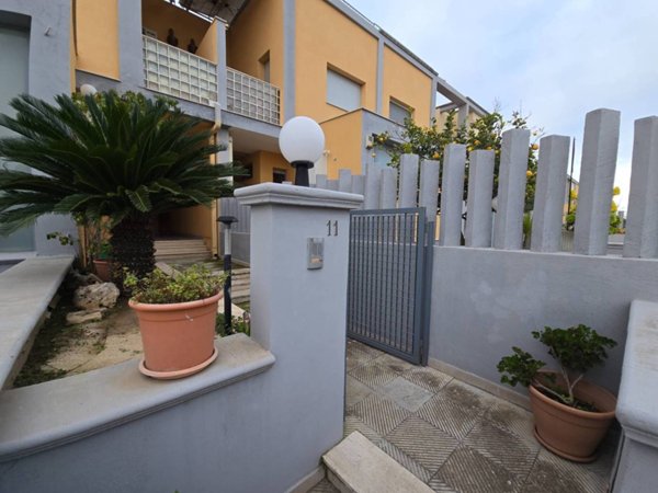 casa indipendente in vendita a Taranto in zona Talsano