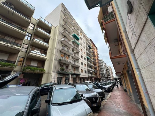 appartamento in vendita a Taranto in zona Tre Carrare-Battisti