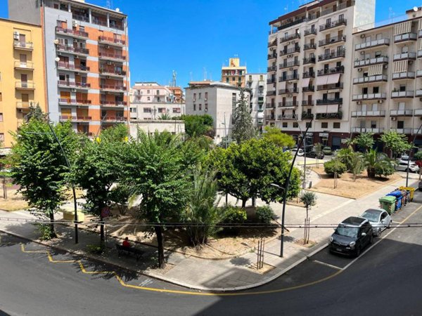 appartamento in vendita a Taranto in zona Tre Carrare-Battisti
