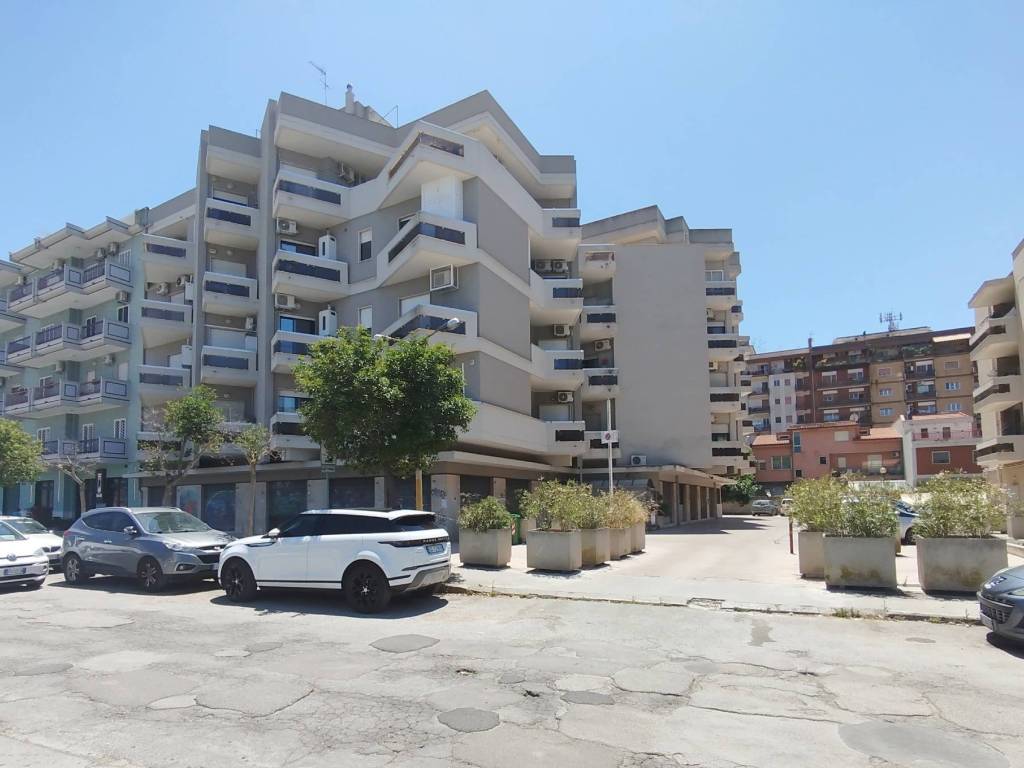 appartamento in vendita a Taranto in zona Tre Carrare-Battisti