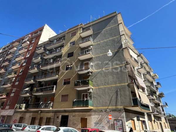 appartamento in vendita a Taranto in zona Tre Carrare-Battisti