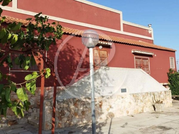 casa indipendente in vendita a Taranto in zona San Vito