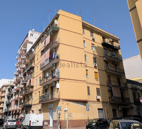 appartamento in vendita a Taranto in zona Italia-Montegranaro