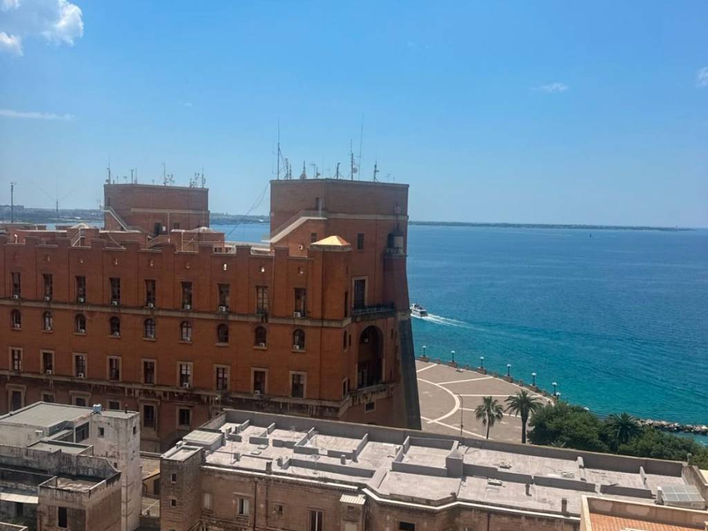 appartamento in vendita a Taranto in zona Borgo