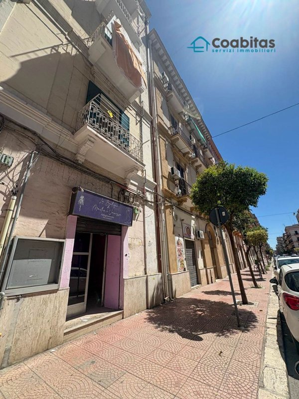 locale commerciale in vendita a Taranto in zona Borgo