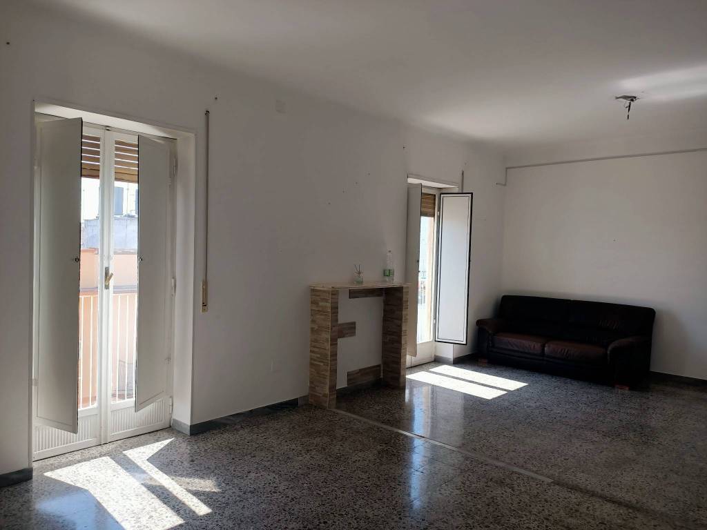 appartamento in vendita a Taranto in zona Italia-Montegranaro