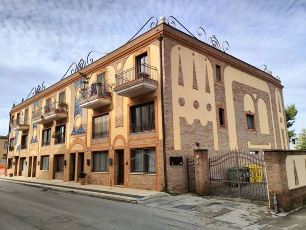 appartamento in vendita a Taranto in zona Talsano