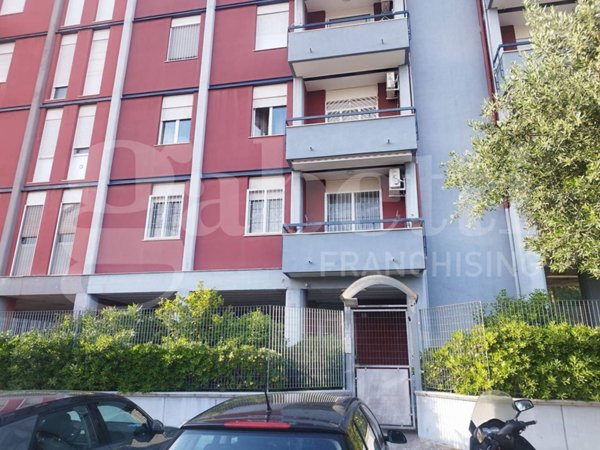 appartamento in vendita a Taranto in zona Paolo VI