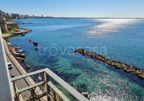 appartamento in vendita a Taranto in zona Borgo Antico